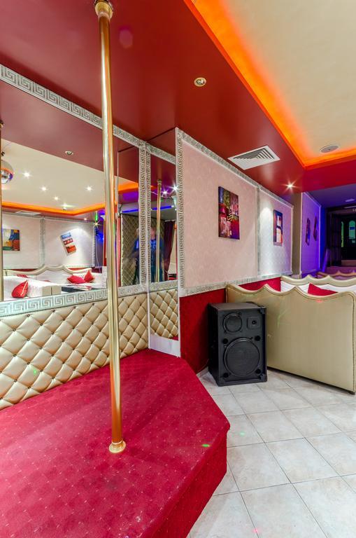 Hotel Cosmos アセノヴグラト エクステリア 写真